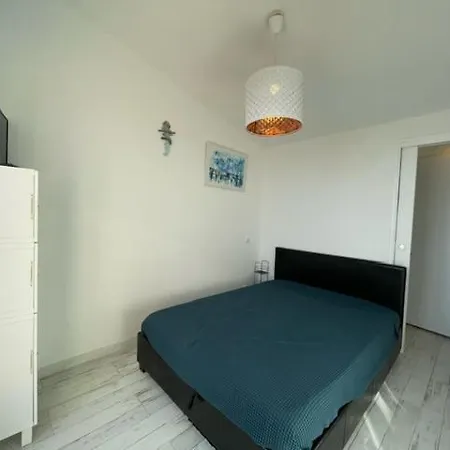 192 Plein Sud A26 Apartament *
